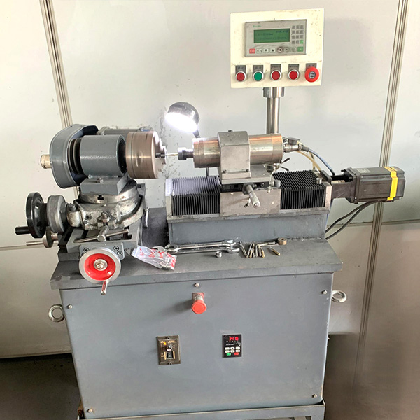 高速內(nèi)徑修模機